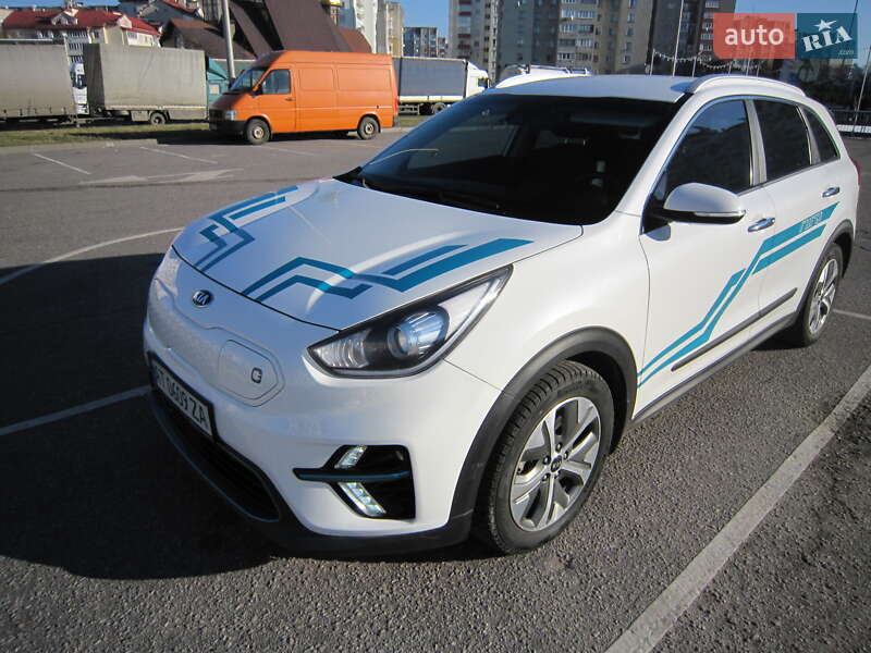 Внедорожник / Кроссовер Kia Niro 2019 в 
