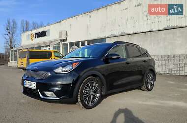 Позашляховик / Кросовер Kia Niro 2017 в 