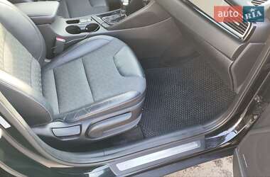 Позашляховик / Кросовер Kia Niro 2017 в 