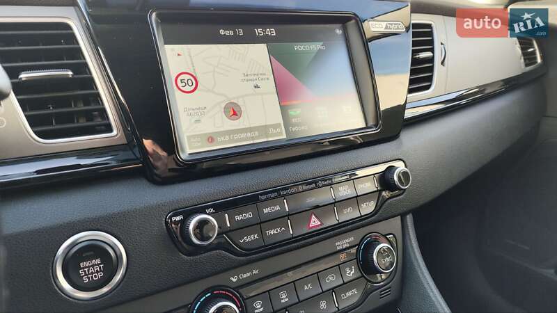 Внедорожник / Кроссовер Kia Niro 2017 в Львове