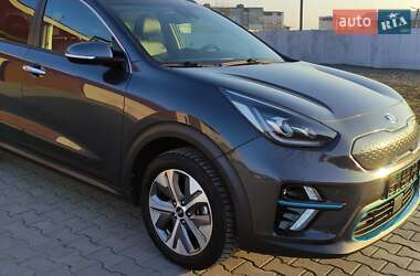 Внедорожник / Кроссовер Kia Niro 2019 в 
