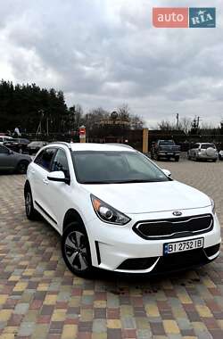 Внедорожник / Кроссовер Kia Niro 2018 в Полтаве