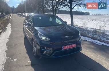Позашляховик / Кросовер Kia Niro 2019 в 