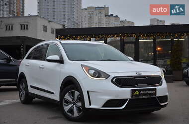 Позашляховик / Кросовер Kia Niro 2017 в Києві