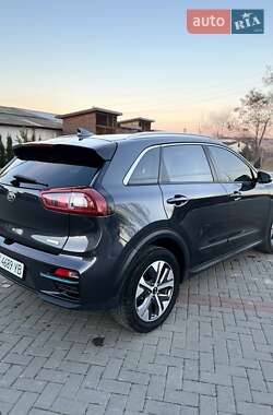 Позашляховик / Кросовер Kia Niro 2019 в 