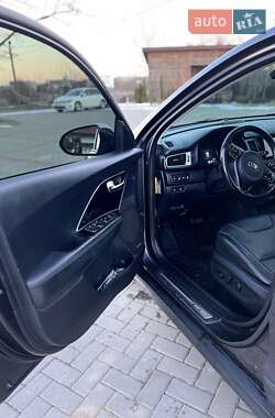 Позашляховик / Кросовер Kia Niro 2019 в 