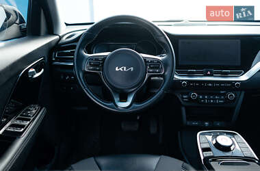 Позашляховик / Кросовер Kia Niro 2022 в 