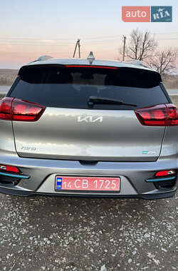 Внедорожник / Кроссовер Kia Niro 2022 в 