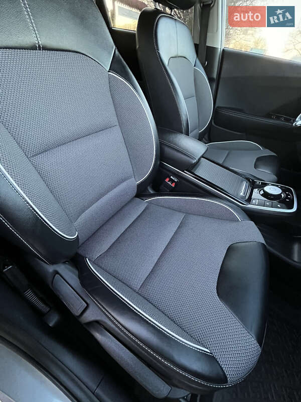 Внедорожник / Кроссовер Kia Niro 2022 в Кельменцах фото 30 Внедорожник / Кроссовер Kia Niro 2022 в Кельменцах