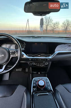 Внедорожник / Кроссовер Kia Niro 2022 в 