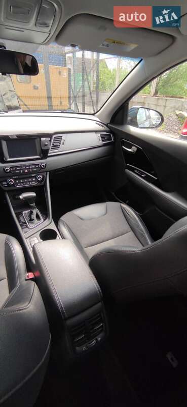 Внедорожник / Кроссовер Kia Niro 2017 в Киеве фото 19 Внедорожник / Кроссовер Kia Niro 2017 в Киеве