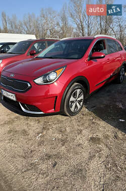 Позашляховик / Кросовер Kia Niro 2016 в Києві