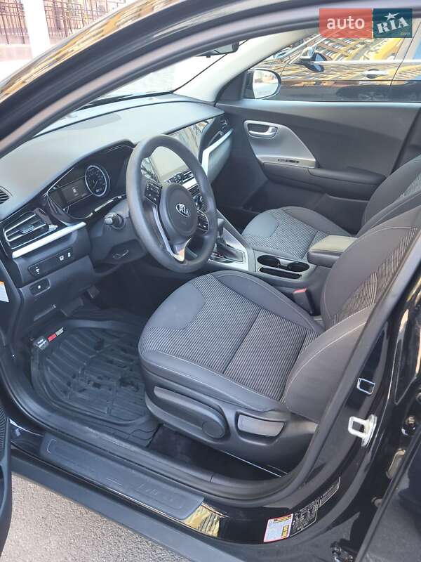 Позашляховик / Кросовер Kia Niro 2019 в Вишневому