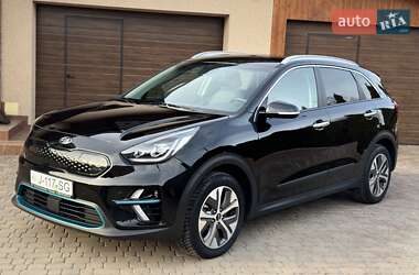 Позашляховик / Кросовер Kia Niro 2020 в Чернівцях