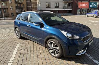 Позашляховик / Кросовер Kia Niro 2017 в Києві