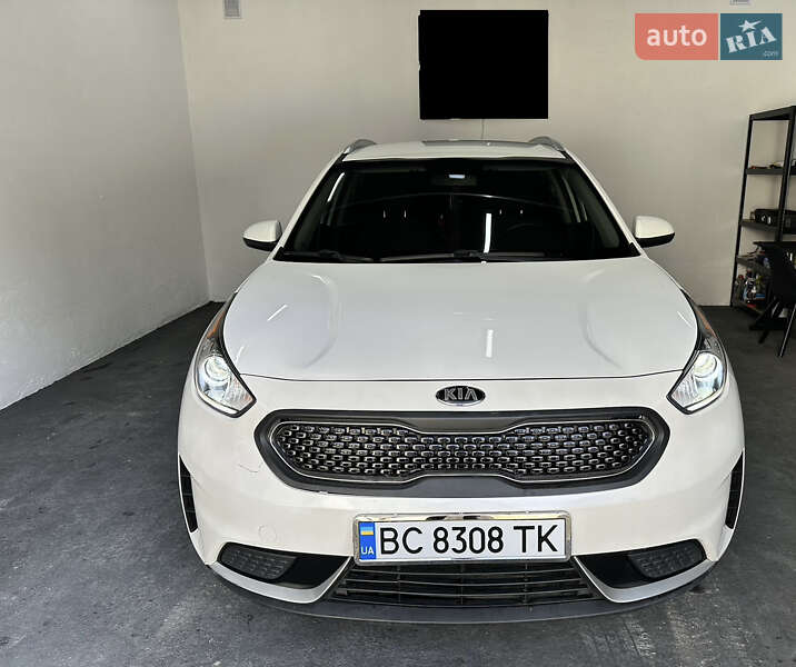 Внедорожник / Кроссовер Kia Niro 2019 в Львове