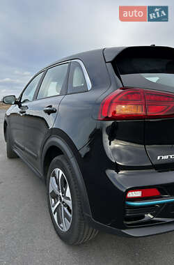 Внедорожник / Кроссовер Kia Niro 2021 в 