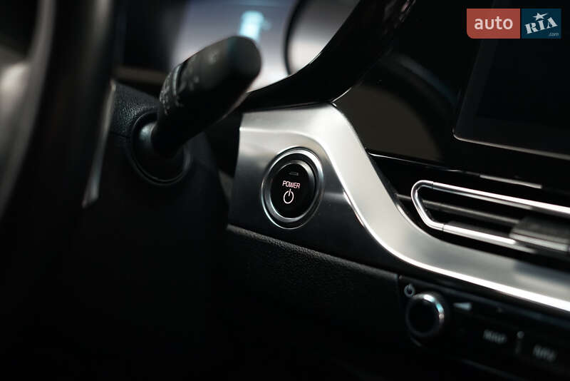 Позашляховик / Кросовер Kia Niro 2021 в Києві фото 25 Позашляховик / Кросовер Kia Niro 2021 в Києві