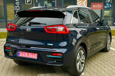 Позашляховик / Кросовер Kia Niro 2019 в Івано-Франківську