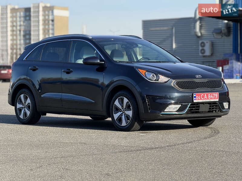 Внедорожник / Кроссовер Kia Niro 2018 в Киеве