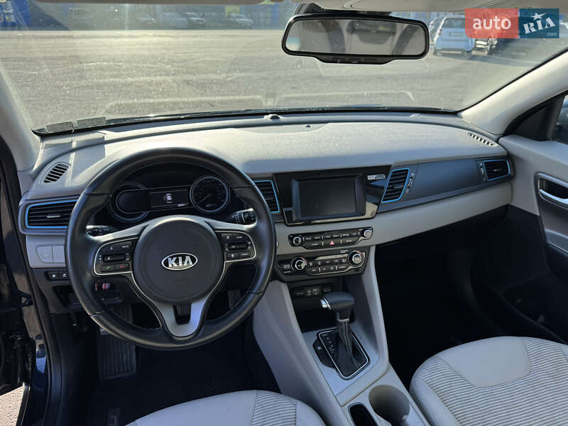 Внедорожник / Кроссовер Kia Niro 2018 в Киеве
