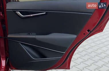 Внедорожник / Кроссовер Kia Niro 2022 в 