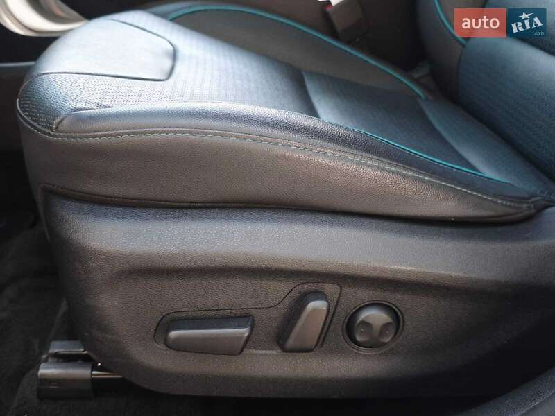 Внедорожник / Кроссовер Kia Niro 2020 в Дрогобыче