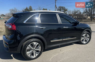 Внедорожник / Кроссовер Kia Niro 2018 в 