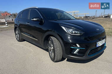 Внедорожник / Кроссовер Kia Niro 2018 в 