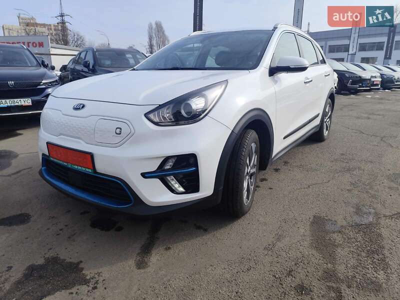 Внедорожник / Кроссовер Kia Niro 2019 в 