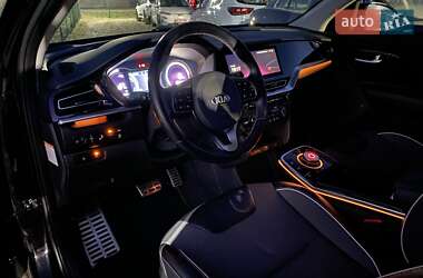 Внедорожник / Кроссовер Kia Niro 2021 в 
