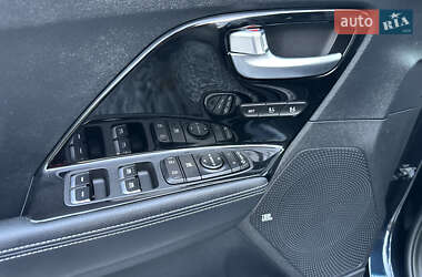 Внедорожник / Кроссовер Kia Niro 2019 в 