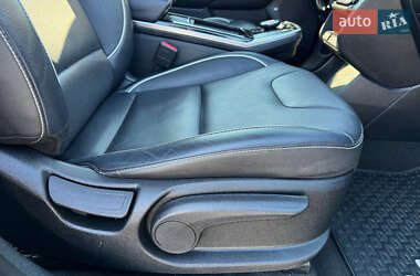 Внедорожник / Кроссовер Kia Niro 2019 в 