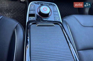 Внедорожник / Кроссовер Kia Niro 2019 в 