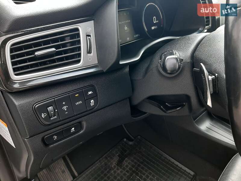 Внедорожник / Кроссовер Kia Niro 2019 в Львове