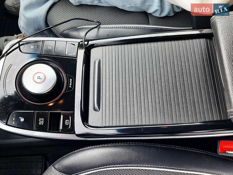 Внедорожник / Кроссовер Kia Niro 2019 в Львове