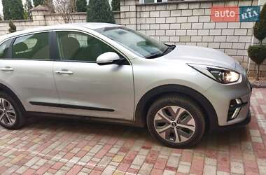 Внедорожник / Кроссовер Kia Niro 2021 в 