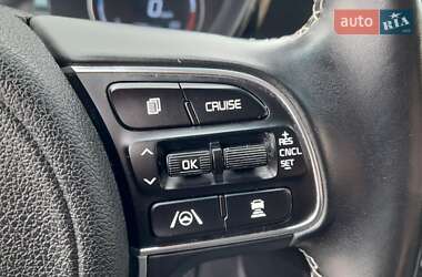Внедорожник / Кроссовер Kia Niro 2022 в 