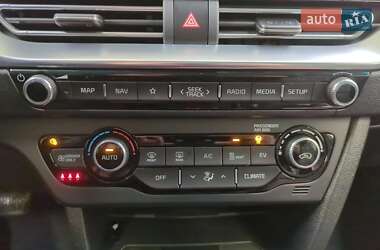 Внедорожник / Кроссовер Kia Niro 2020 в 