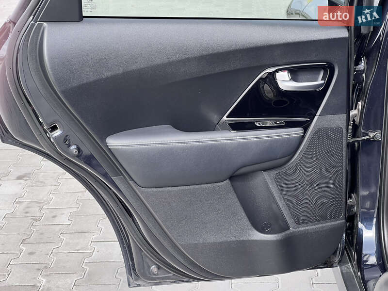 Внедорожник / Кроссовер Kia Niro 2020 в Тернополе