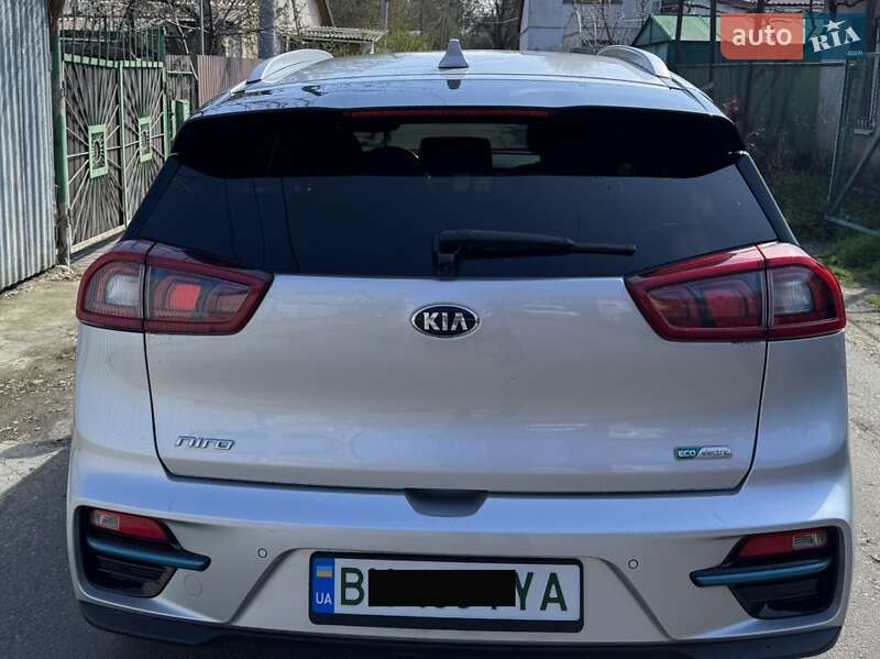 Внедорожник / Кроссовер Kia Niro 2018 в Одессе