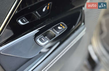 Внедорожник / Кроссовер Kia Niro 2020 в 