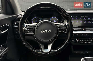Внедорожник / Кроссовер Kia Niro 2021 в 