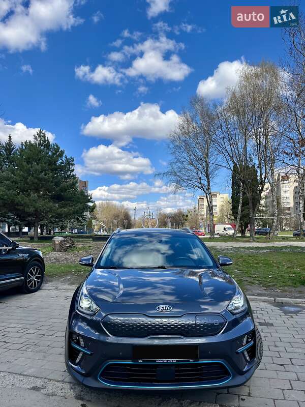 Позашляховик / Кросовер Kia Niro 2019 в Львові фото 9 Позашляховик / Кросовер Kia Niro 2019 в Львові