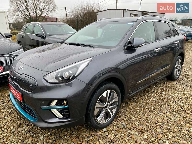 Позашляховик / Кросовер Kia Niro 2020 в 