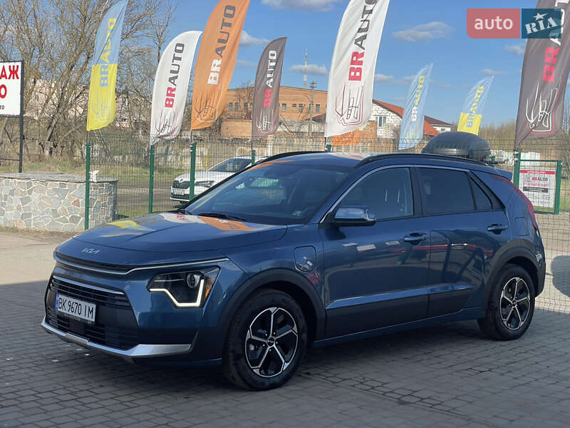 Внедорожник / Кроссовер Kia Niro 2022 в 