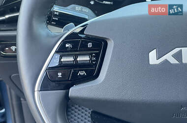 Внедорожник / Кроссовер Kia Niro 2022 в 