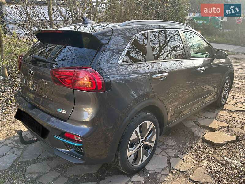 Позашляховик / Кросовер Kia Niro 2020 в Тернополі