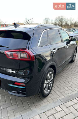 Внедорожник / Кроссовер Kia Niro 2019 в 