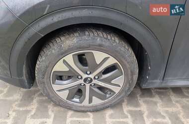 Внедорожник / Кроссовер Kia Niro 2019 в 